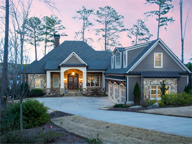 Welcome to Reynolds Lake Oconee, a Luxury Golf & Lakefront Community